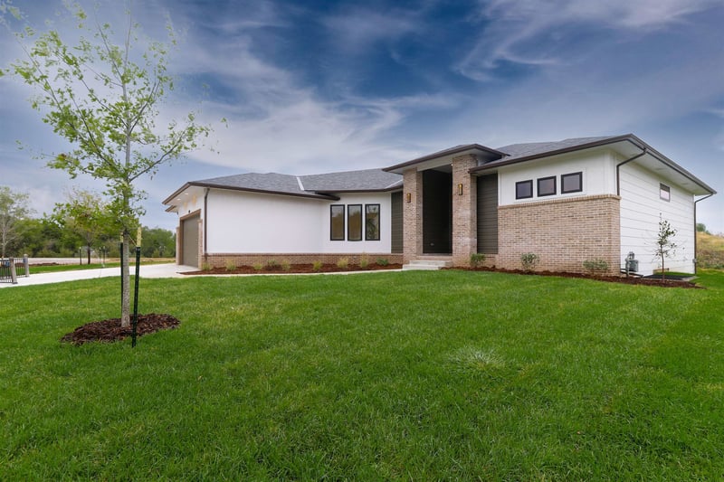 239 S Ciderbluff Cir, Wichita, KS 67052