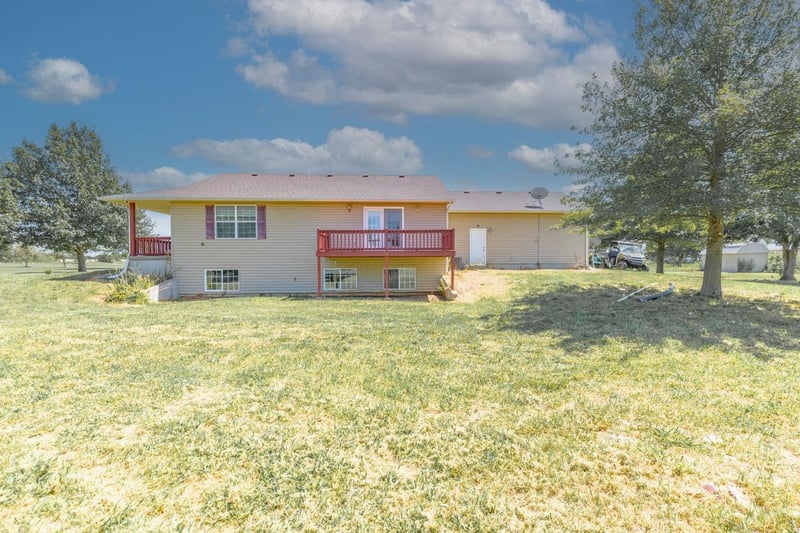 13225 231st Rd, Burden, KS 67019