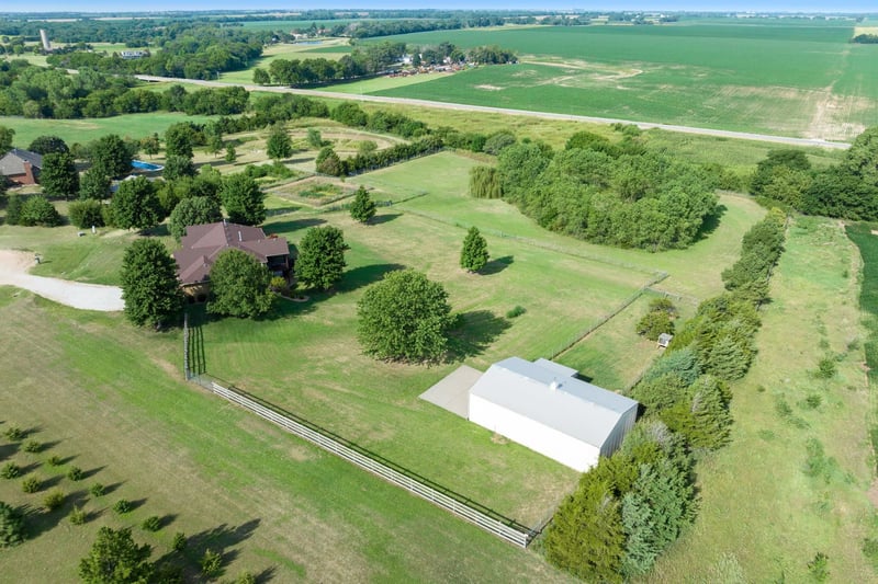 6565 Lazy Day Ln, Andale, KS 67001