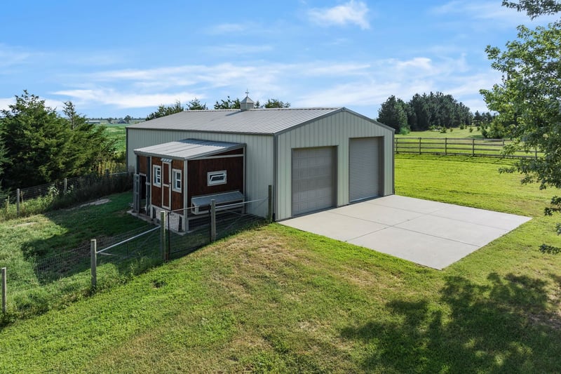 6565 Lazy Day Ln, Andale, KS 67001