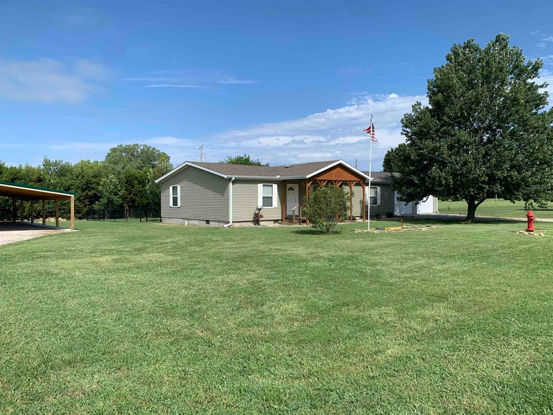 117 S Main, Burden, KS 67019