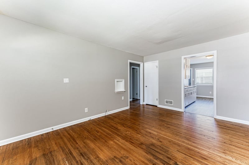 2165 S Old Manor Rd, Wichita, KS 67218