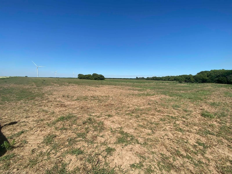 000 S Hillside Rd, South Haven, KS 67140