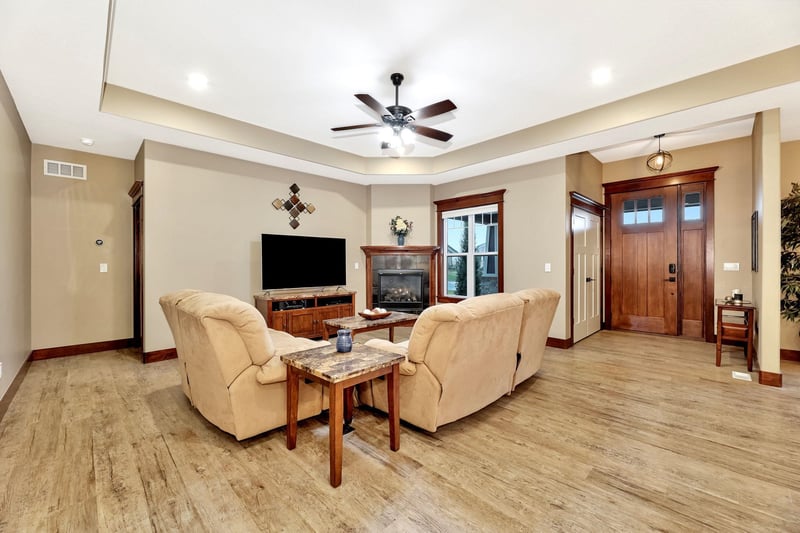 6819 E Central Park Ave, Bel Aire, KS 67226