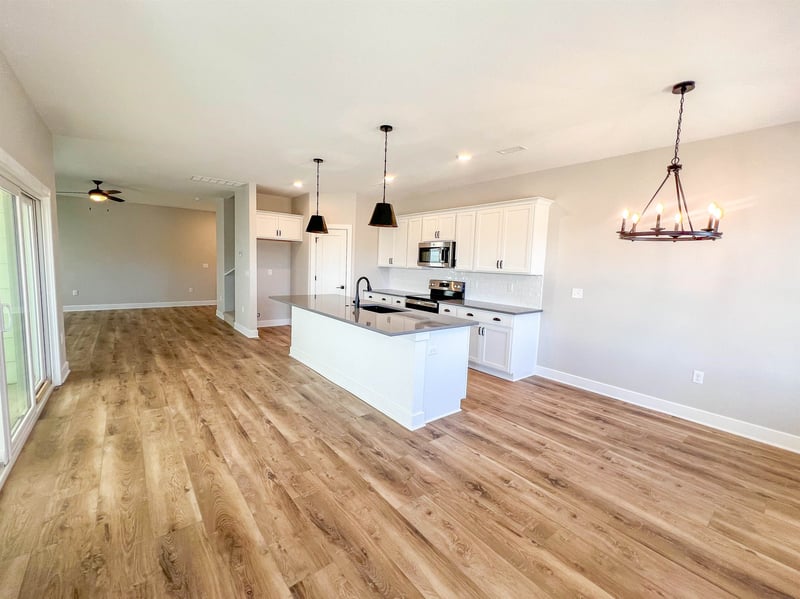 141 Shay Rd, Andover, KS 67002