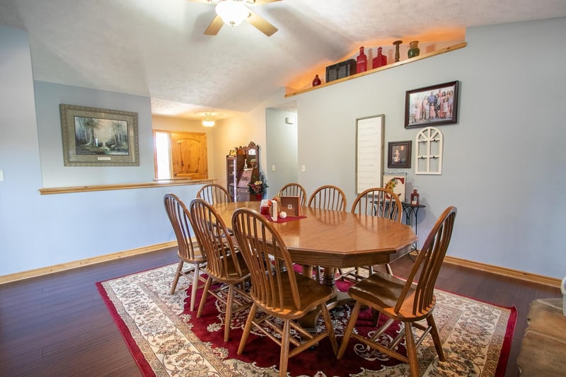 6209 S Kansas Rd, Newton, KS 67114