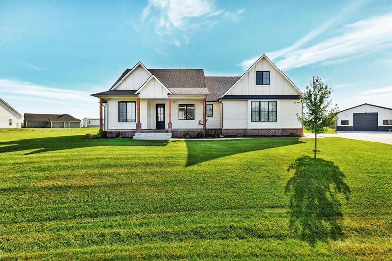11925 W Cherese Cir, Wichita, KS 67215