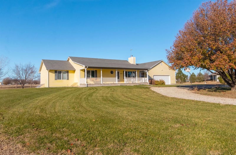9851 S 51st St W, Peck, KS 67120