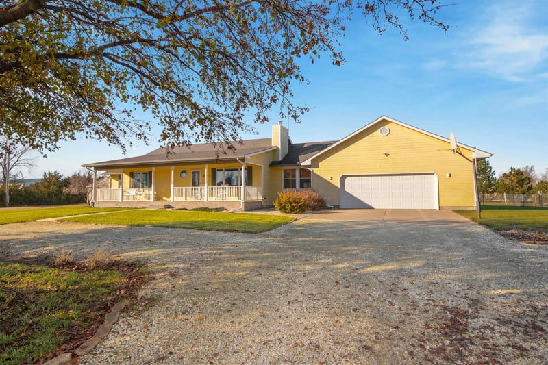 9851 S 51st St W, Peck, KS 67120