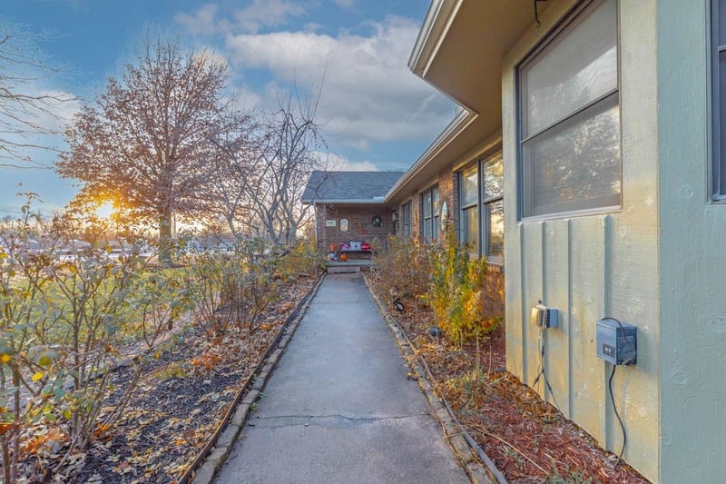 2826 E Vine Ave, Parkerfield, KS 67005