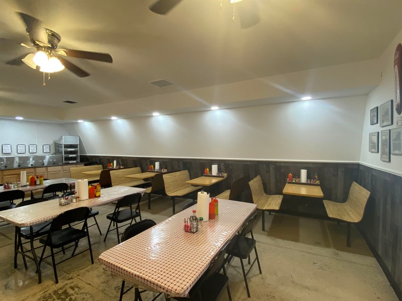 418 Maple St, Burden, KS 67019