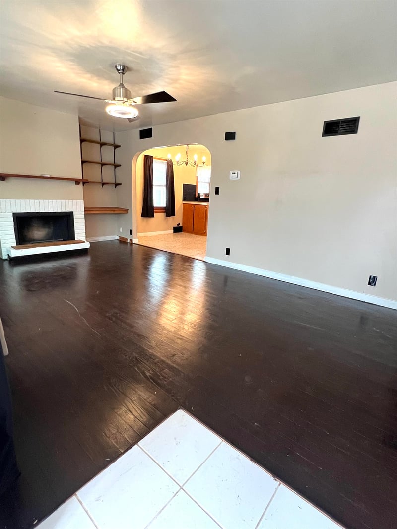 217 W 12th St st, Larned, KS 67550