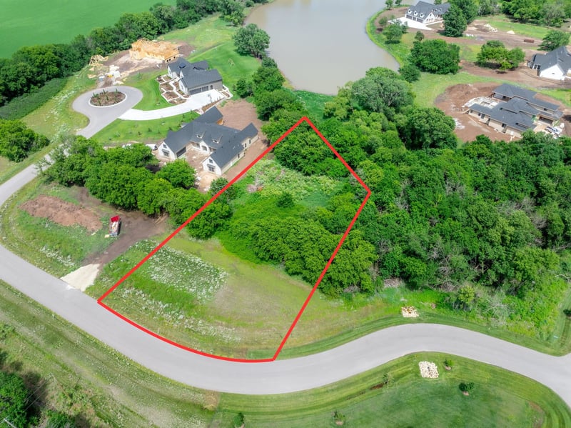 16720 Hickory Ct, Goddard, KS 67052