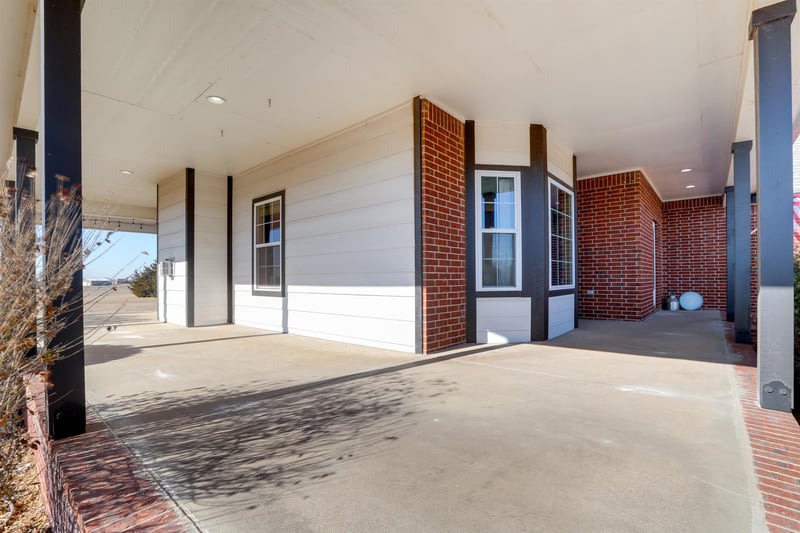 13601 W 79th St S, Clearwater, KS 67026