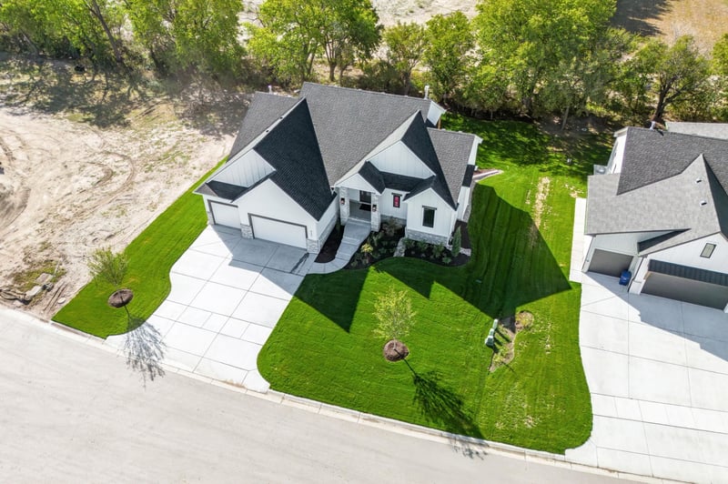 8381 Mossy Stone St, Maize, KS 67101