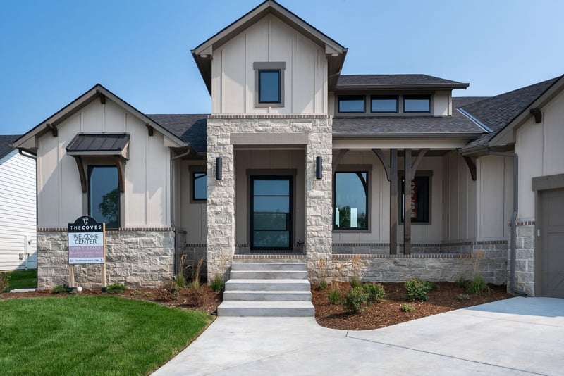 8452 W Mossy Stone St, Maize, KS 67101