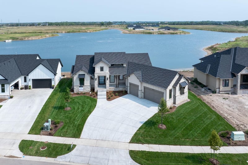 8452 W Mossy Stone St, Maize, KS 67101