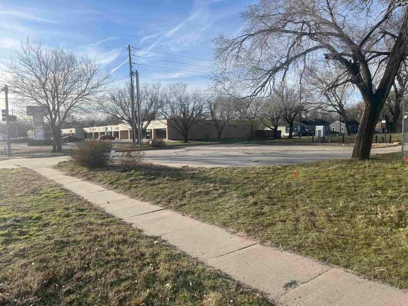 4774 Maple , Wichita, KS 67209