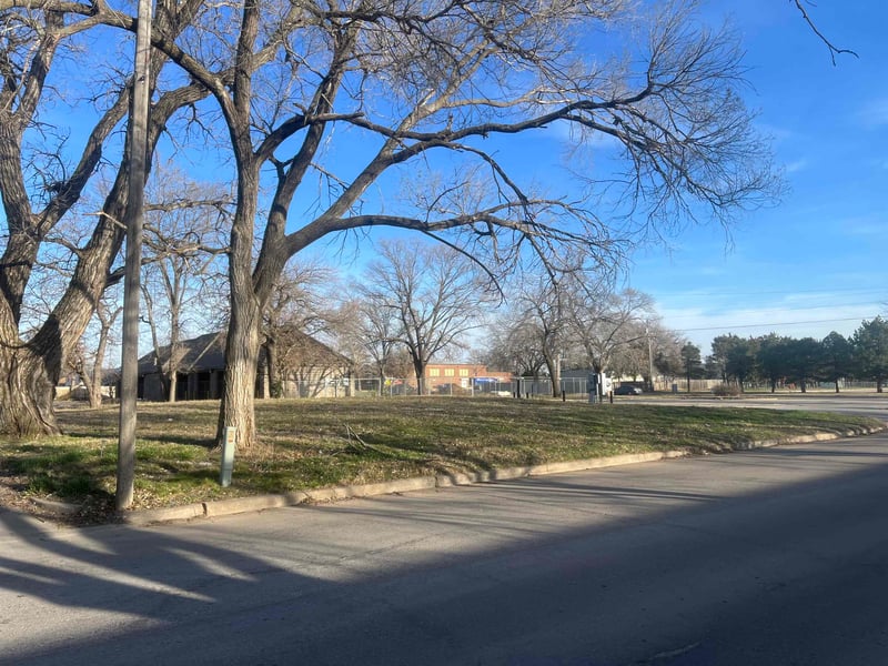4774 Maple , Wichita, KS 67209