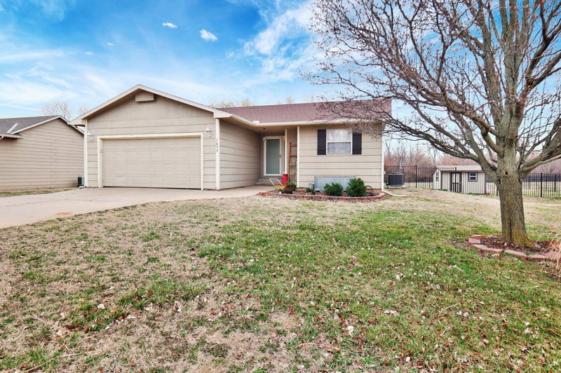 1653 W Bryce Dr, Milton, KS 67106