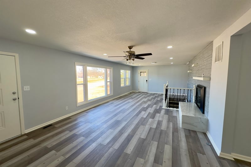 2620 N Fountain St, Wichita, KS 67220