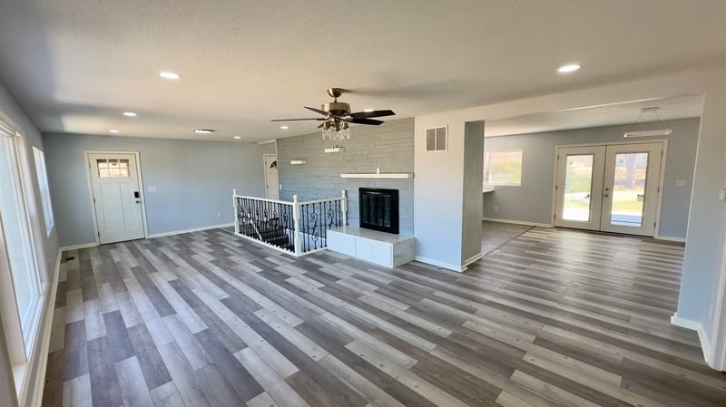 2620 N Fountain St, Wichita, KS 67220