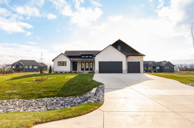 224 Cedar Ranch St, Derby, KS 67037