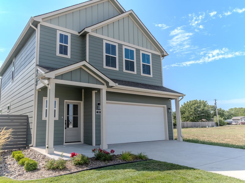 123 Sunset Dr, Andover, KS 67002