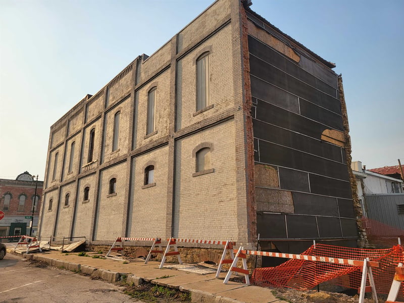 200 Main St, Eureka, KS 67045