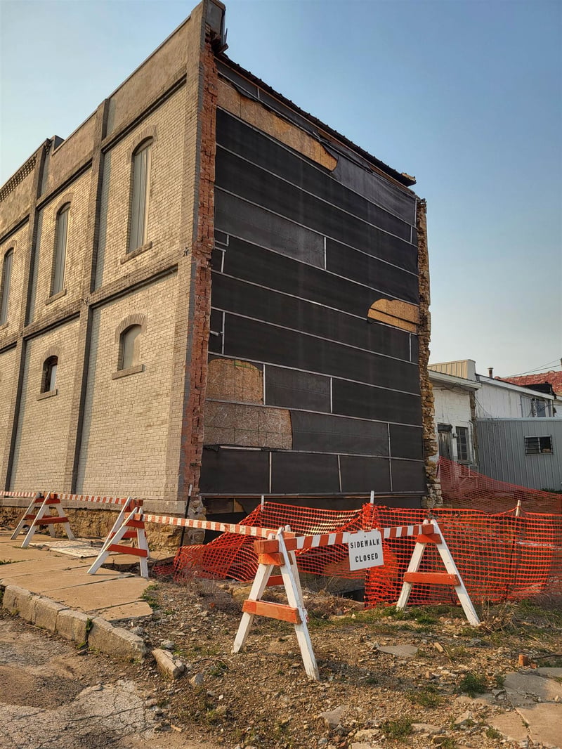 200 Main St, Eureka, KS 67045