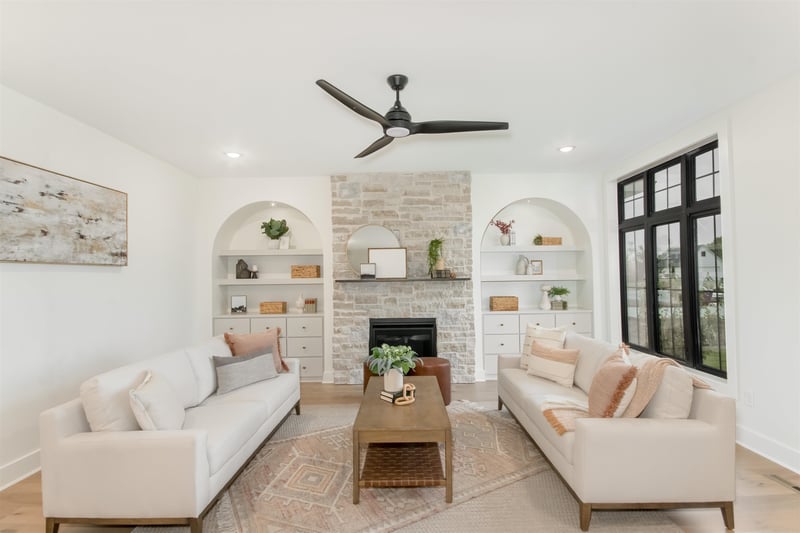 329 Sarah Ct, Derby, KS 67037
