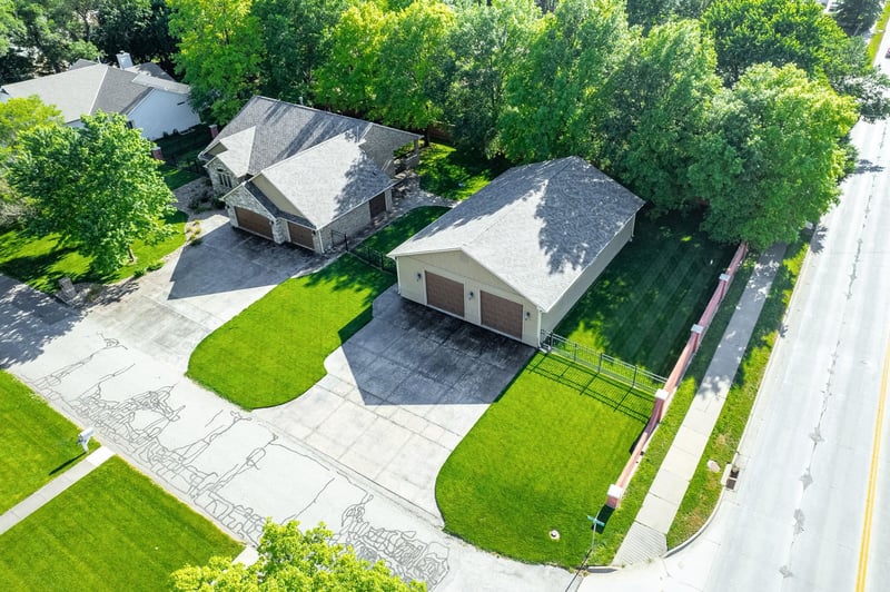 301 S Herschel Ave, Wichita, KS 67209
