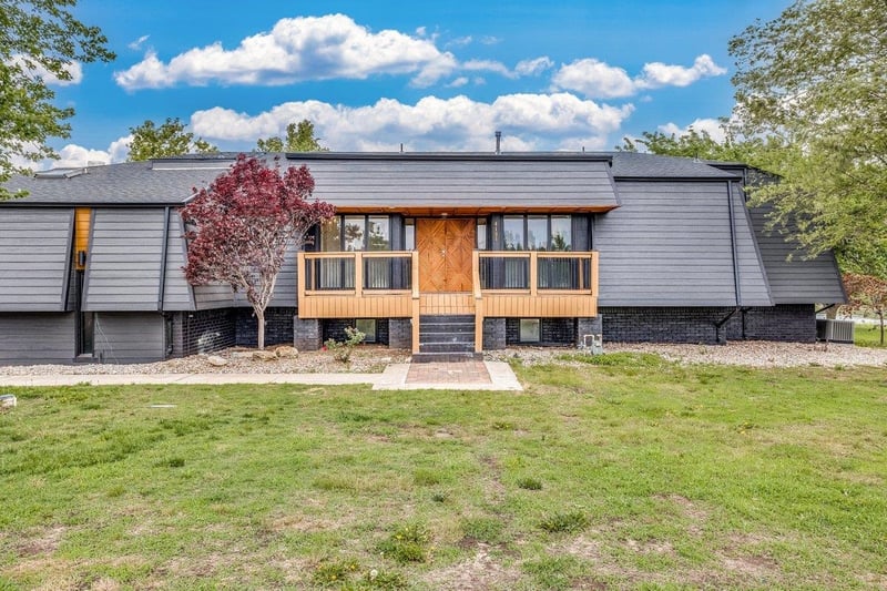 4101 Cedar Lake Rd, Goddard, KS 67052