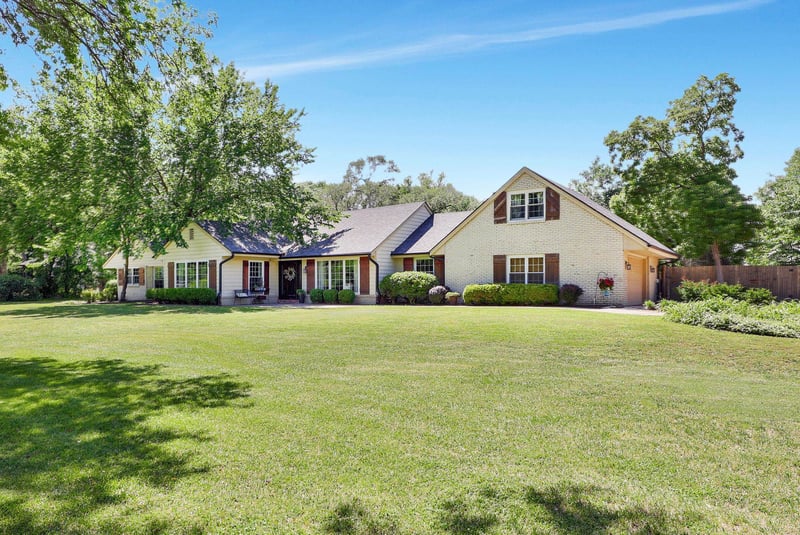 3 N Hampton, Eastborough, KS 67206