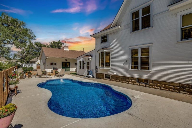 415 N Jackson St, Pratt, KS 67124