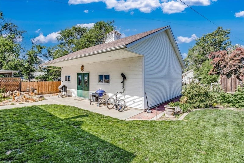 415 N Jackson St, Pratt, KS 67124