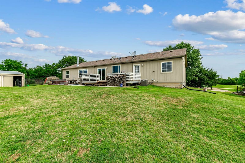 10051 E 106th St S, Mulvane, KS 67110
