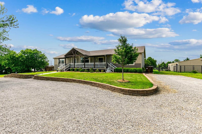 10051 E 106th St S, Mulvane, KS 67110