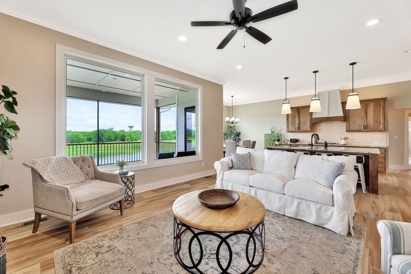 5982 Forbes Ct, Bel Aire, KS 67220