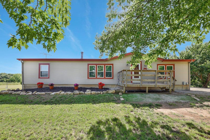 9960 S Ridge Rd, Clearwater, KS 67026