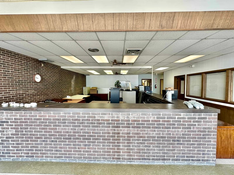 2110 E Industrial, Wichita, KS 67216