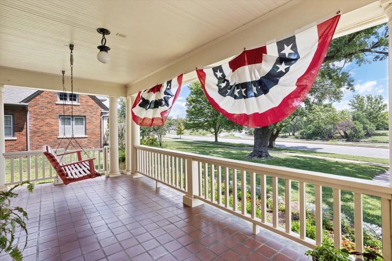 1239 N River Blvd, Wichita, KS 67203