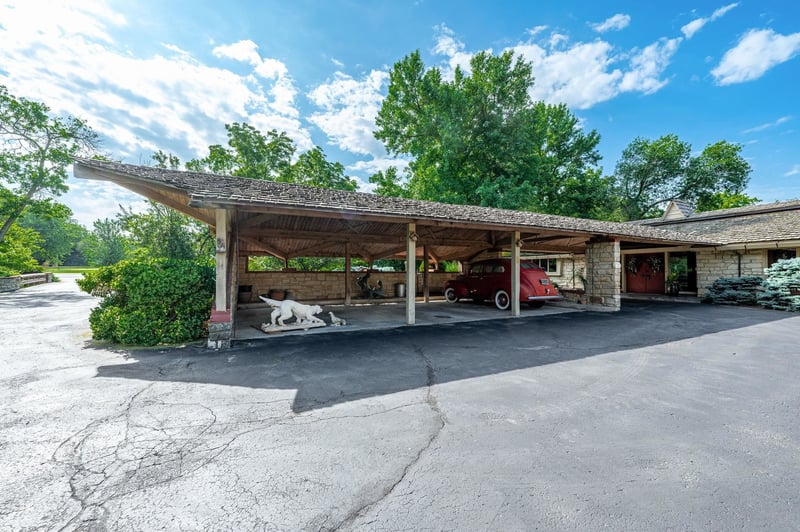 3 N Linden Dr, Wichita, KS 67206