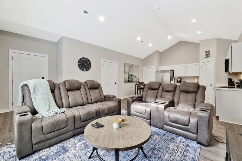 12050 W Fontana, Maize, KS 67205