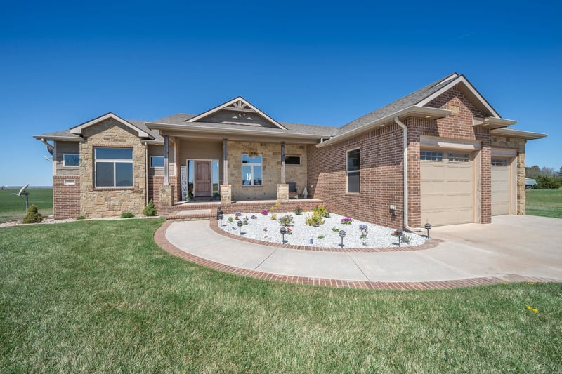 12112 E Smoots Creek Rd, Cheney, KS 67025