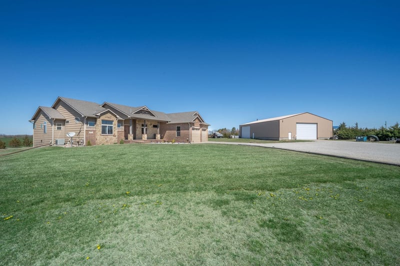 12112 E Smoots Creek Rd, Cheney, KS 67025