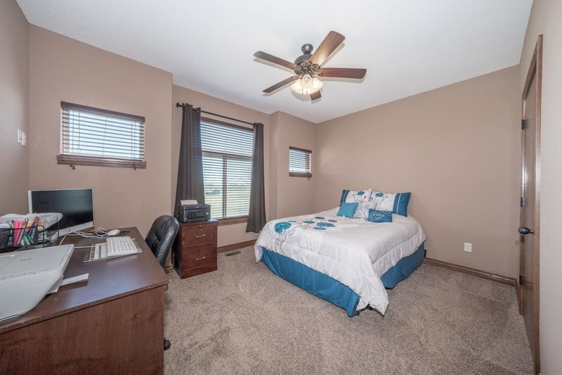 12112 E Smoots Creek Rd, Cheney, KS 67025