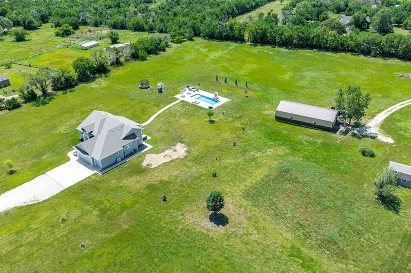 15615 E Hidden Estates St, Wichita, KS 67232