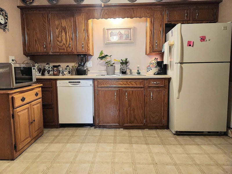 617 N Main, Burden, KS 67019