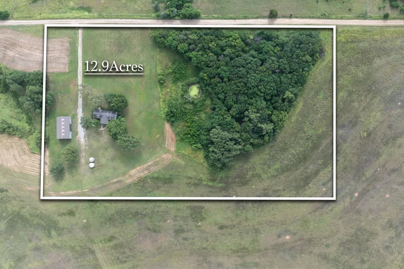 1061 S Woodlawn Rd, South Haven, KS 67140
